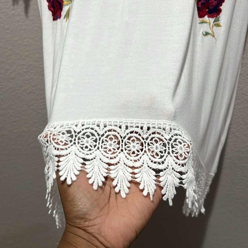 Hannah Women’s Shirt Dress Floral Embroidered  Crochet Plus Sz 2X Knee Length - Picture 6 of 8